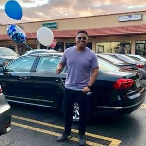 Meet your Posher, Luis